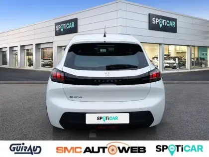 Photo 32 Peugeot 208  ELECTRIQUE 50 KWH 136