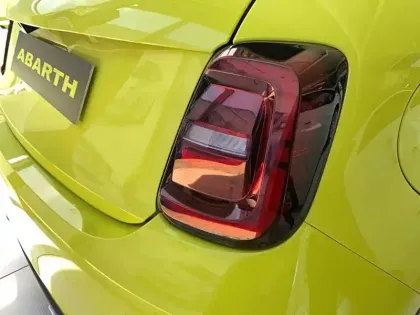 Photo 27 Abarth 500  e 155 ch
