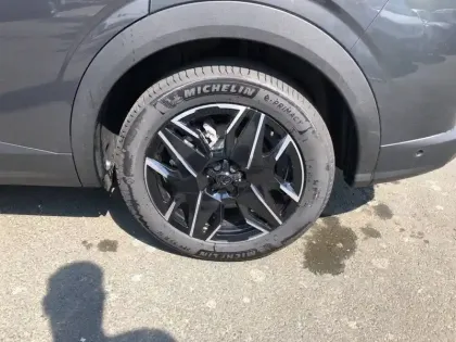 Photo 34 Peugeot 5008  Hybrid 136 e-DCS6