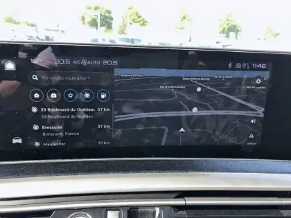 Photo 36 Peugeot 5008  Hybrid 136 e-DCS6