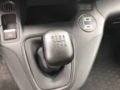 Photo 34 Peugeot Partner  FOURGON M 650 KG BLUEHDI 100 S&S BVM6