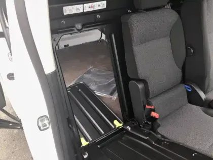 Photo 40 Peugeot Partner  FOURGON M 650 KG BLUEHDI 100 S&S BVM6