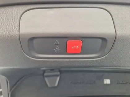 Photo 21 Peugeot 408  PHEV 225 e-EAT8