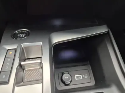 Photo 13 Peugeot 408  PHEV 225 e-EAT8