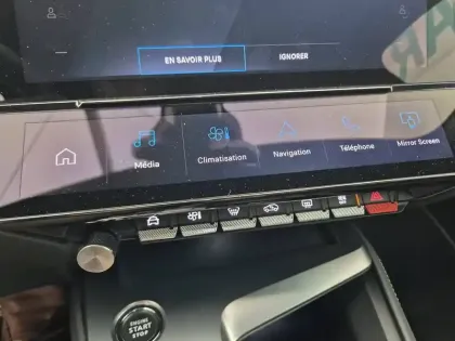 Photo 14 Peugeot 408  PHEV 225 e-EAT8