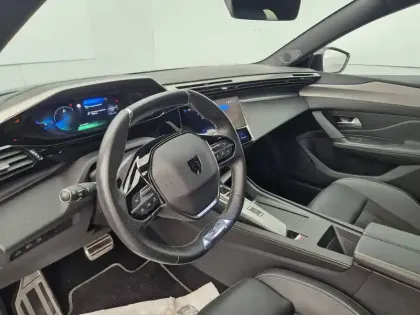 Photo 11 Peugeot 408  PHEV 225 e-EAT8