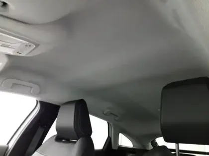 Photo 24 Citroën C4  BlueHDi 130 S&S EAT8 Shine Pack