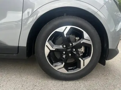 Photo 14 Ford Transit Courier Gén. II Ph1 Limited 2