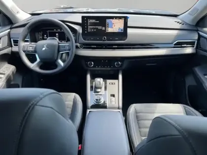 Photo 9 Mitsubishi Outlander  2.4 PHEV 306ch Intense 4WD