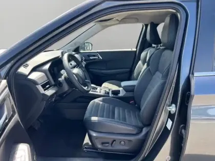 Photo 8 Mitsubishi Outlander  2.4 PHEV 306ch Intense 4WD