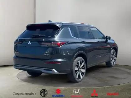 Photo 4 Mitsubishi Outlander  2.4 PHEV 306ch Intense 4WD