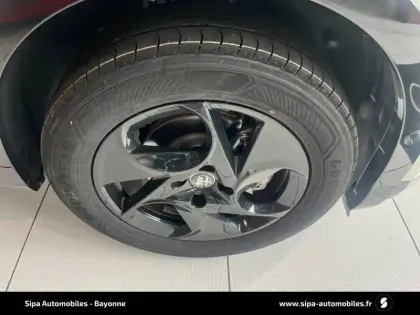 Photo 77 Alfa Romeo Junior  1.2 Ibrida 145 ch eDCT6