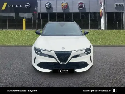 Photo 45 Alfa Romeo Junior  1.2 Ibrida 145 ch eDCT6