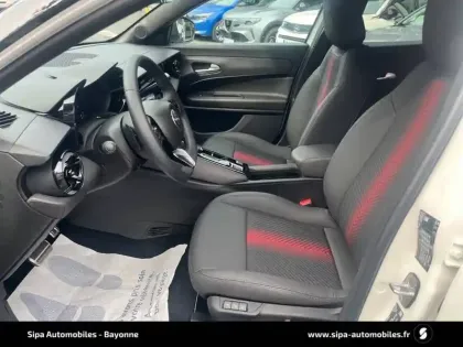 Photo 52 Alfa Romeo Junior  1.2 Ibrida 145 ch eDCT6