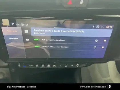 Photo 104 Alfa Romeo Junior  1.2 Ibrida 145 ch eDCT6