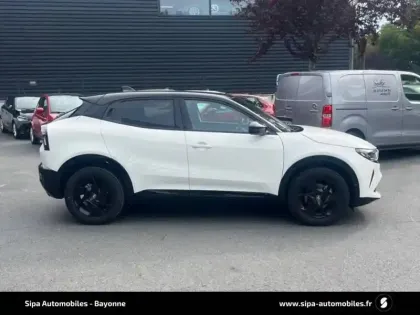 Photo 85 Alfa Romeo Junior  1.2 Ibrida 145 ch eDCT6