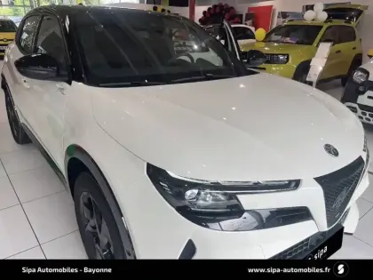 Photo 76 Alfa Romeo Junior  1.2 Ibrida 145 ch eDCT6