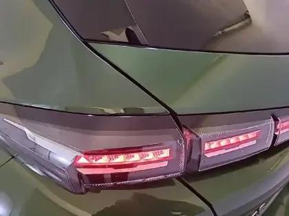 Photo 36 Peugeot 308  PureTech 130ch S&S EAT8