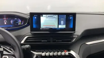 Photo 23 Peugeot 3008  Hybrid 136 e-DCS6 Allure Pack