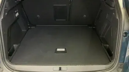 Photo 7 Peugeot 3008  Hybrid 136 e-DCS6 Allure Pack