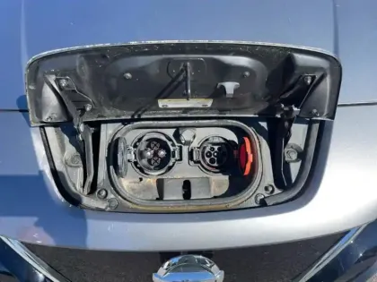 Photo 17 Nissan Leaf Gén. II Ph1 10ème Anniversaire 5