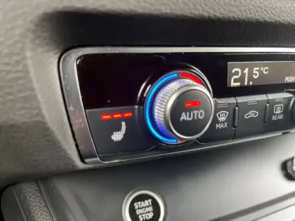 Photo 73 Audi Q3  35 TFSI 150 ch S tronic 7