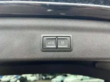 Photo 60 Audi Q3  35 TFSI 150 ch S tronic 7