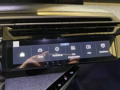 Photo 35 Peugeot 5008  Hybrid 136 e-DCS6