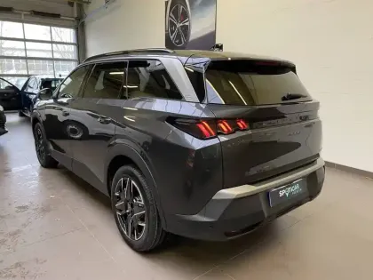 Photo 27 Peugeot 5008  Hybrid 136 e-DCS6