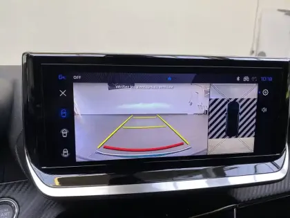 Photo 16 Peugeot 2008  Hybrid 136 e-DCS6