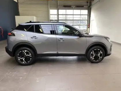 Photo 7 Peugeot 2008  Hybrid 136 e-DCS6