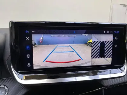 Photo 15 Peugeot 2008  Hybrid 136 e-DCS6