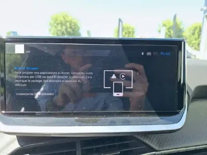 Photo 34 Peugeot 208  Hybrid 145 e-DCS6