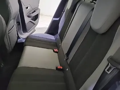 Photo 11 Opel Mokka  Electrique 136 ch & Batterie 50 kWh