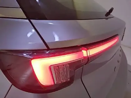 Photo 16 Opel Mokka  Electrique 136 ch & Batterie 50 kWh