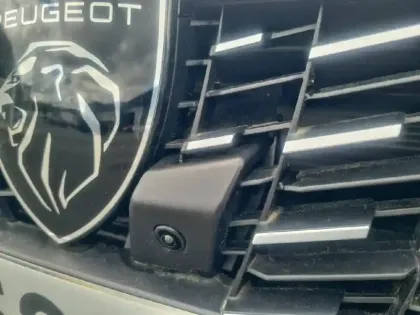 Photo 18 Peugeot 208  Hybrid 100 e-DCS6