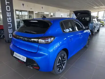Photo 6 Peugeot 208  Hybrid 136 e-DCS6