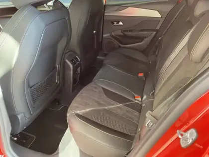 Photo 38 Peugeot 308  Hybrid 136 e-DCS6