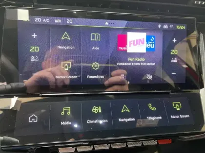 Photo 35 Peugeot 308  Hybrid 136 e-DCS6