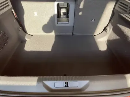 Photo 42 Peugeot 308  Hybrid 136 e-DCS6