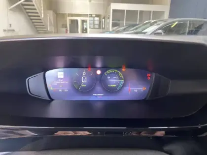 Photo 34 Peugeot 308  Hybrid 136 e-DCS6