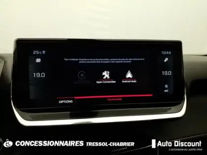 Photo 10 Peugeot 2008  BlueHDi 100 S&S BVM6 Allure