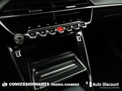 Photo 12 Peugeot 2008  BlueHDi 100 S&S BVM6 Allure