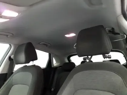 Photo 24 Hyundai Kona  Electrique 39 kWh - 136 ch Intuitive