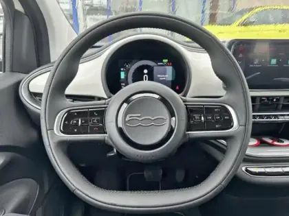 Photo 7 Fiat 500  e 118ch MY24