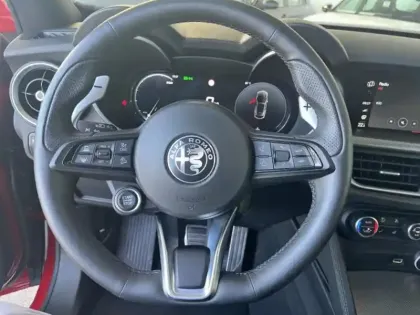 Photo 11 Alfa Romeo Stelvio  2.2 Diesel 160ch Veloce AT8