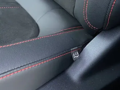 Photo 65 Ford Kuga  2.5 Duratec 180 ch FlexiFuel FHEV E85 Powershift