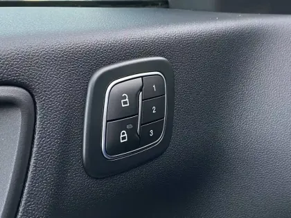 Photo 64 Ford Kuga  2.5 Duratec 180 ch FlexiFuel FHEV E85 Powershift