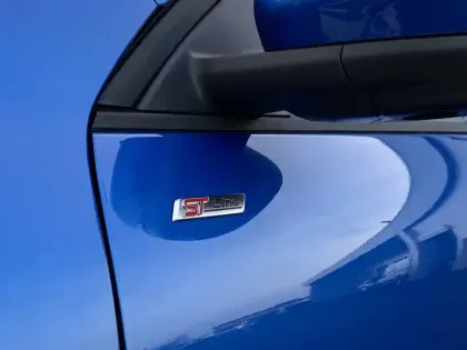 Photo 25 Ford Kuga  2.5 Duratec 180 ch FlexiFuel FHEV E85 Powershift