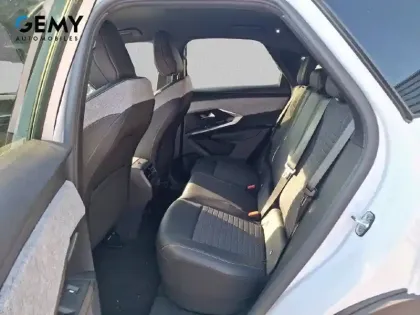 Photo 25 Peugeot 3008  Electrique 73 kWh 210 ch